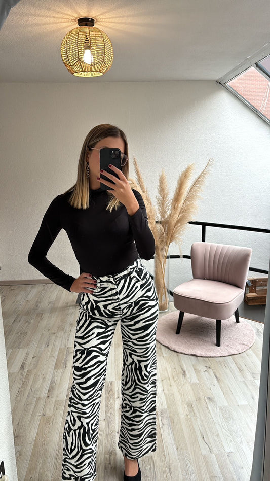 Zebra jeans