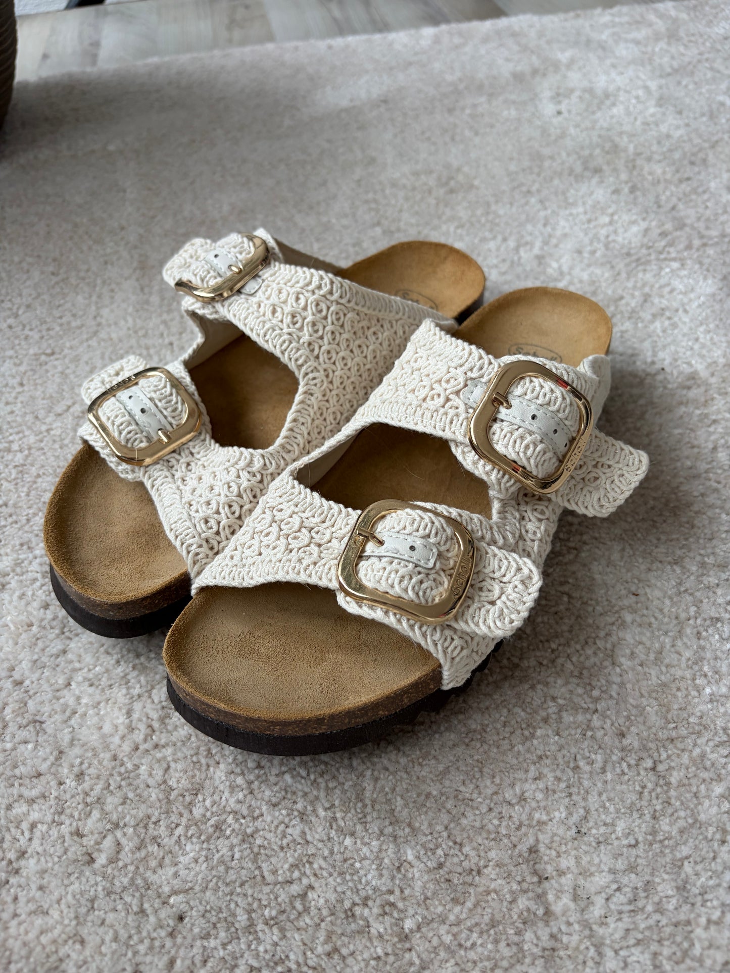 BRODERIE SLIPPERS