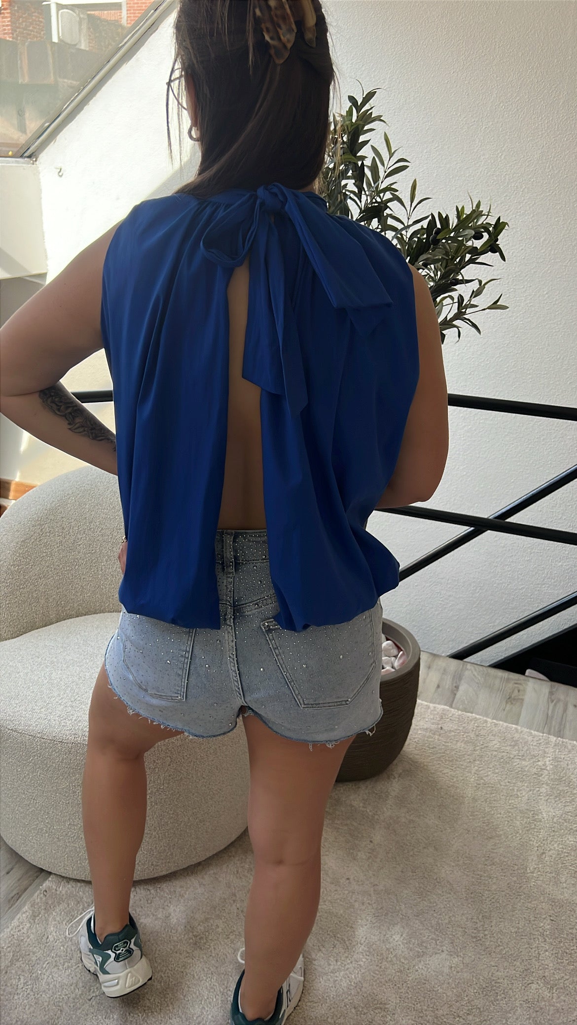 BLAUWE BLOUSE STRIK