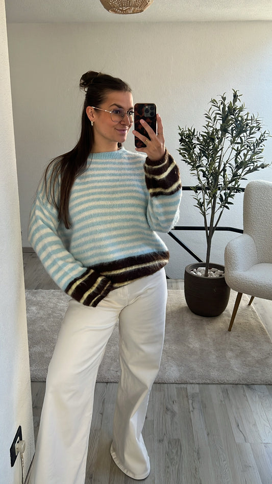 STRIPED KNIT