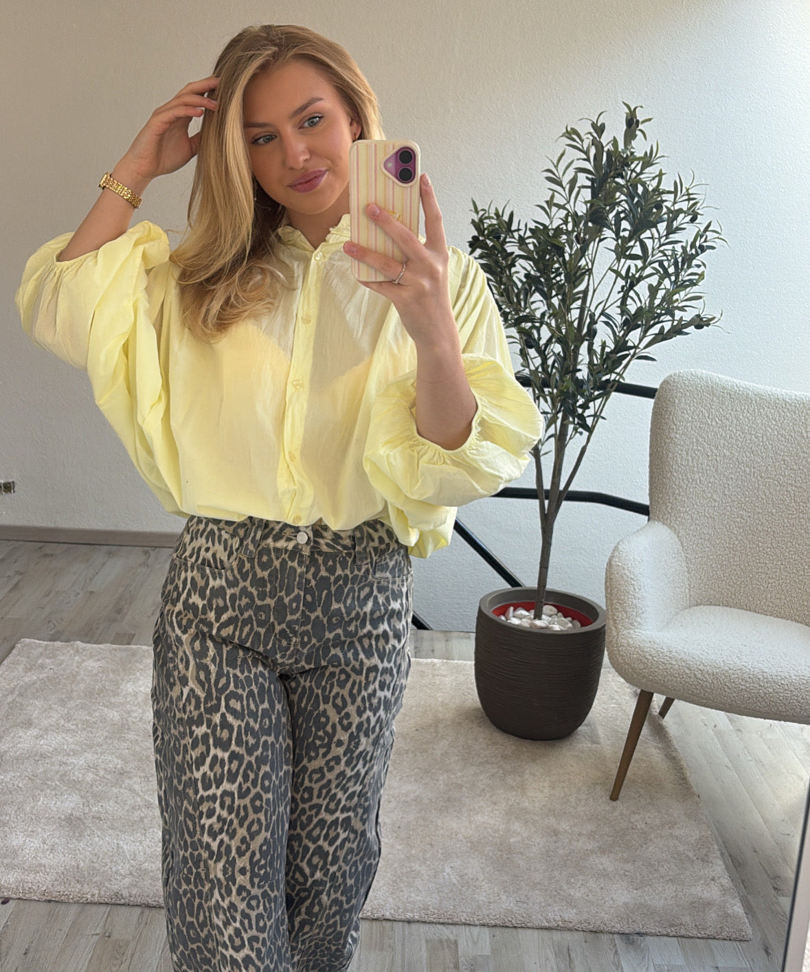 LICHTGELE BLOUSE