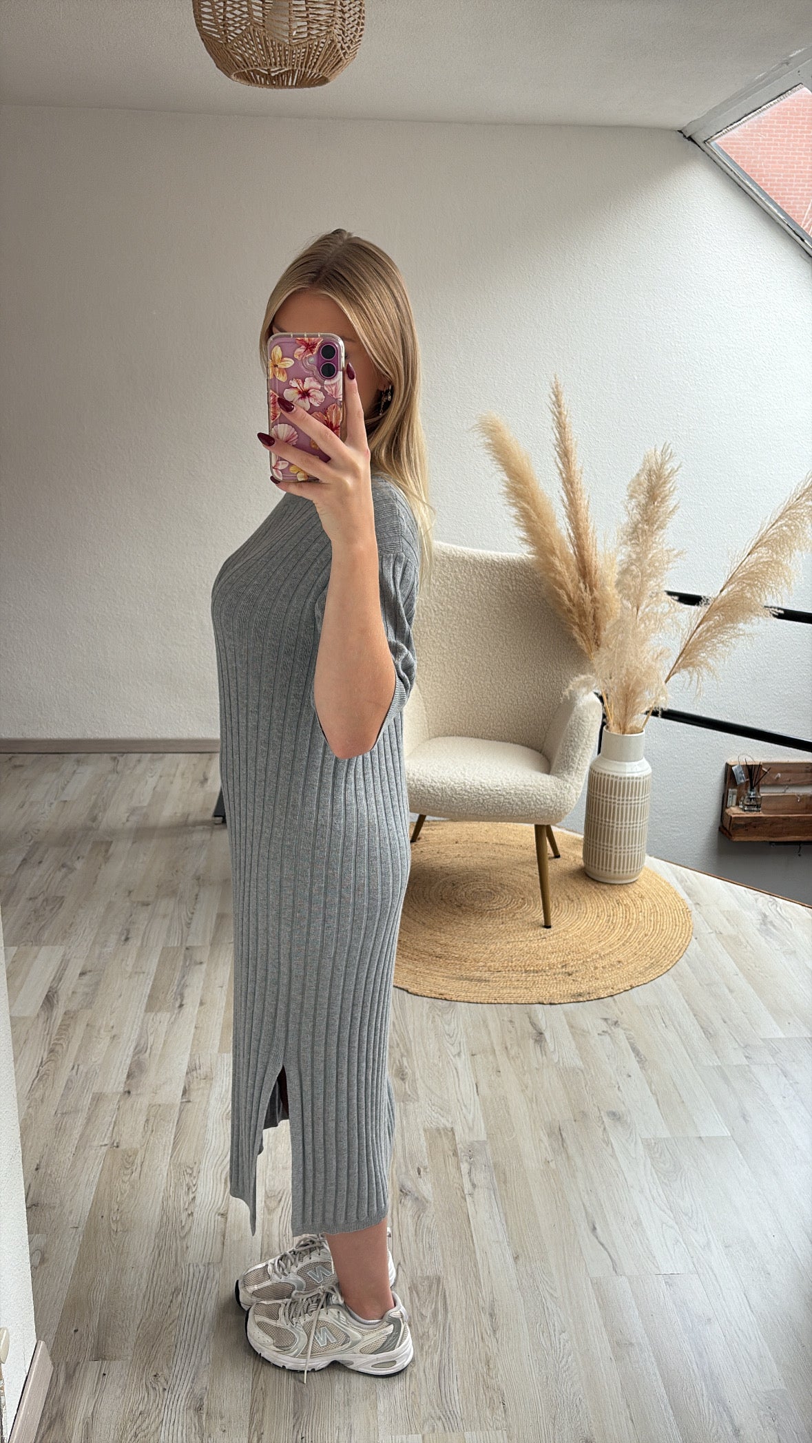 Grijze knit jurk