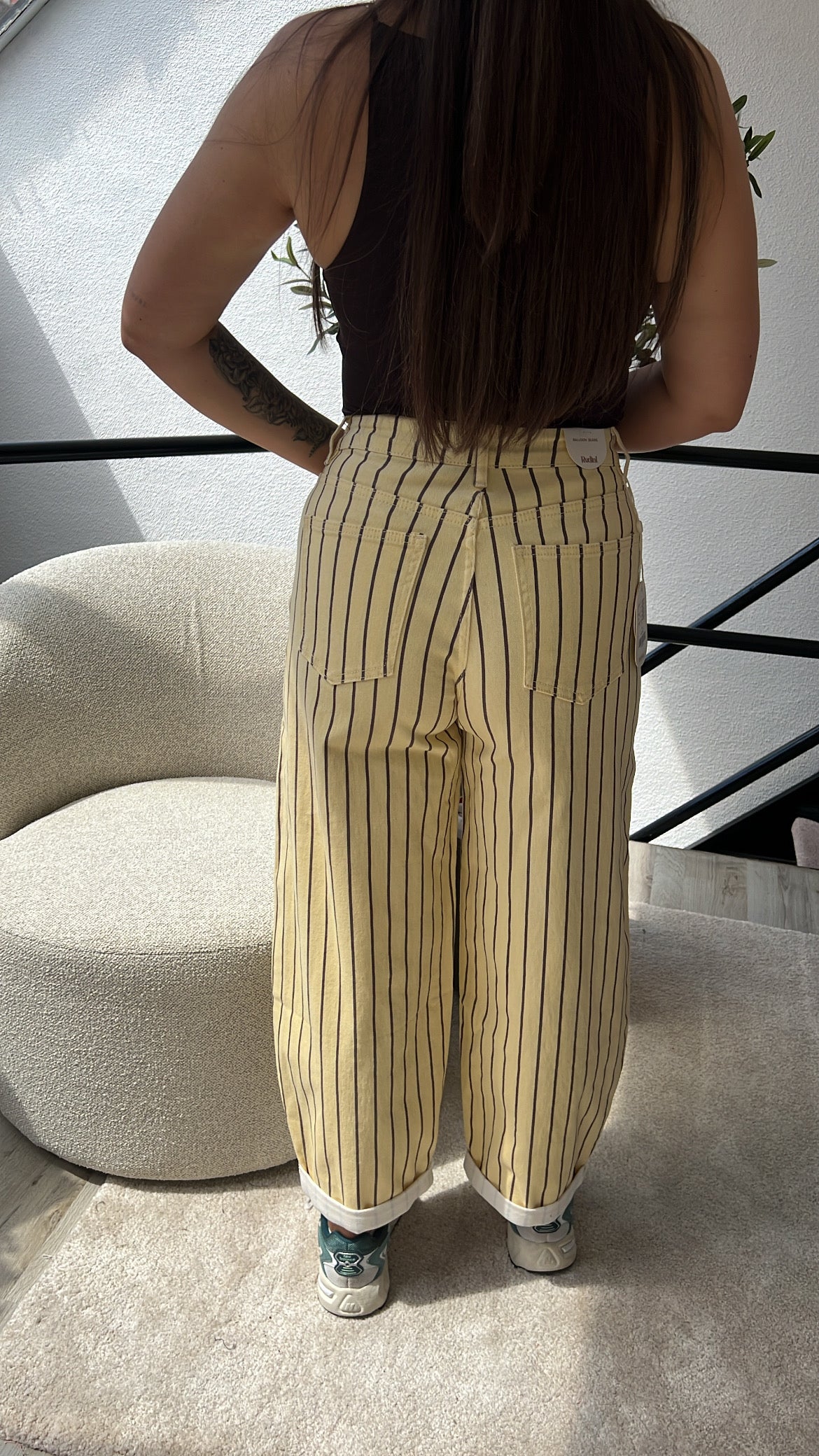 BALLOON JEANS STRIPED