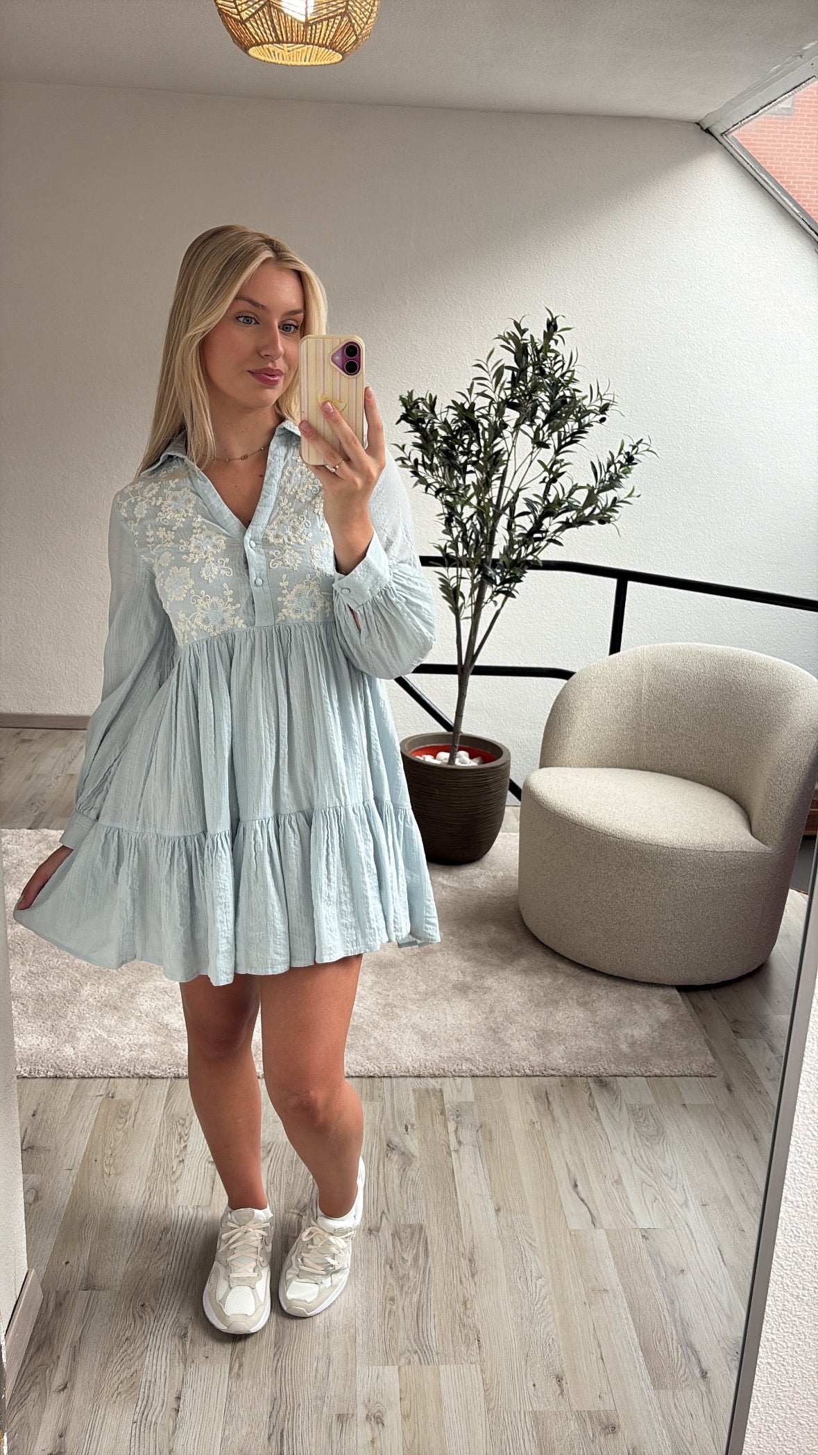 BLAUW JURKJE