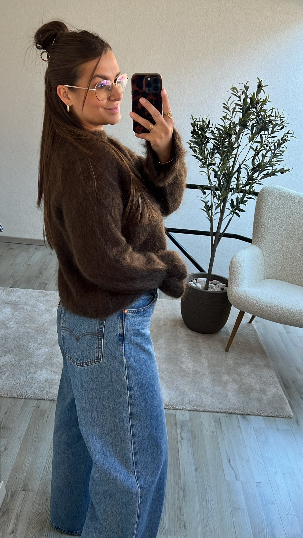FLUFFY KNIT BRUIN