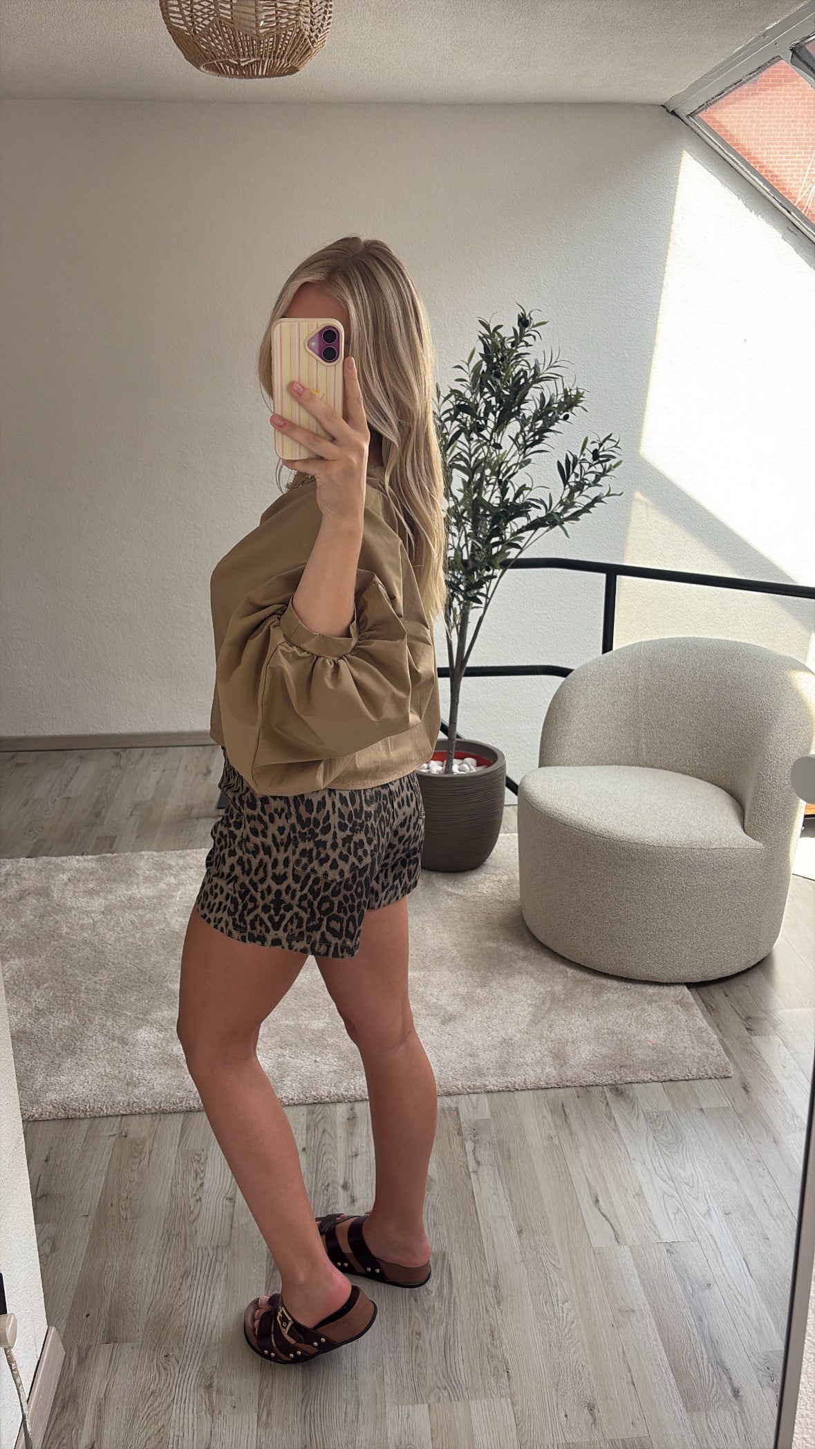 PUFFY BLOUSE CAMEL