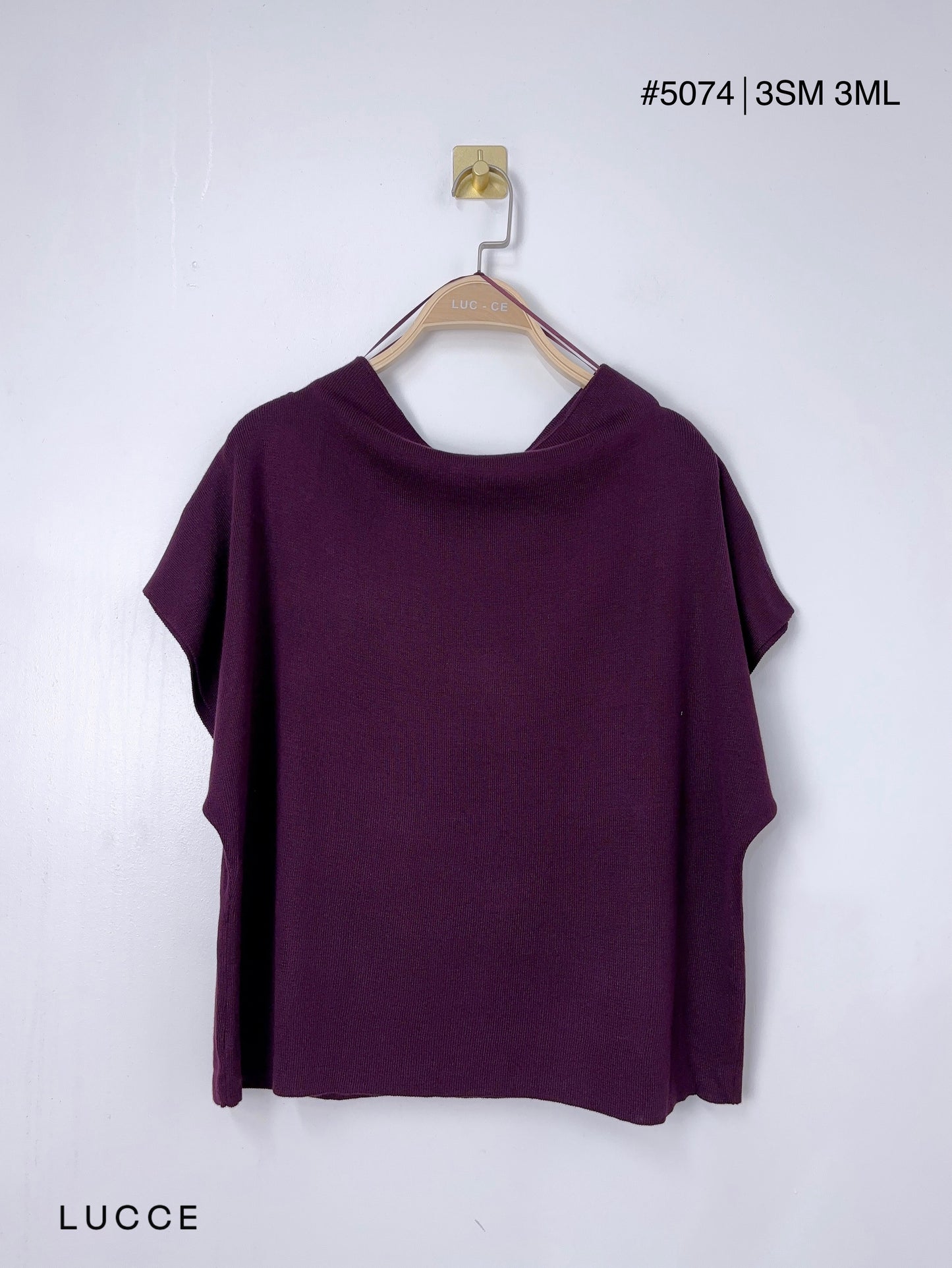 BURGUNDY KNIT TOP