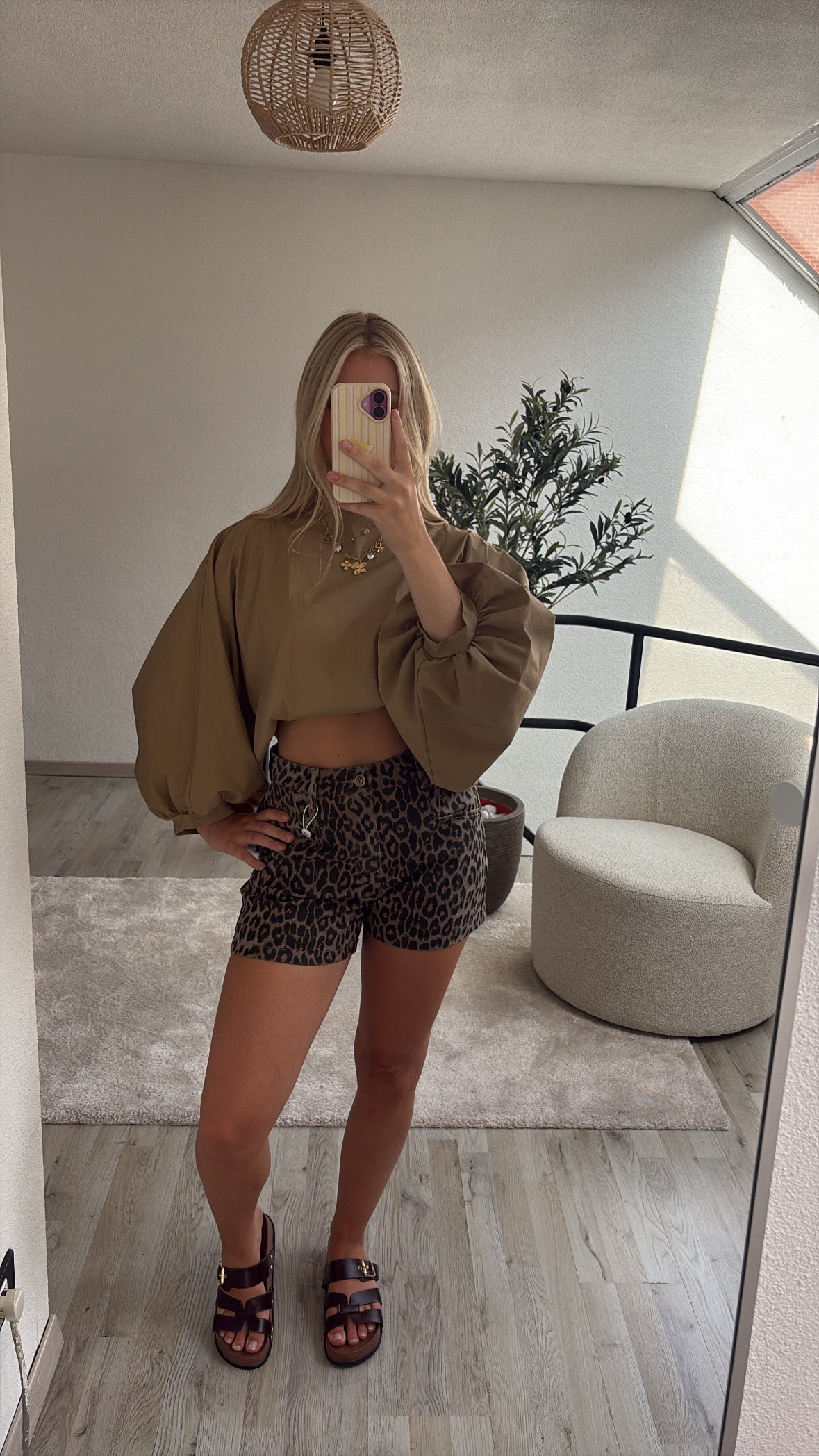 PUFFY BLOUSE CAMEL