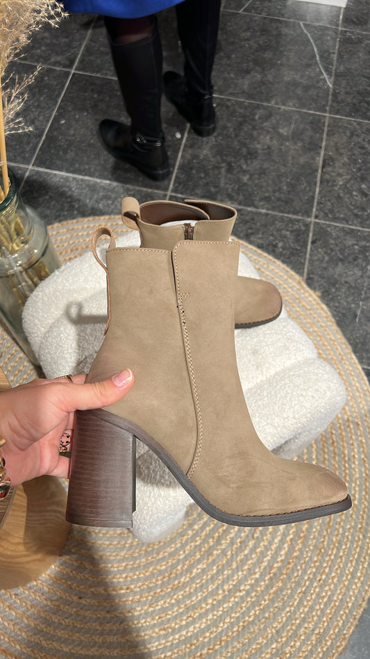 Laarsjes taupe