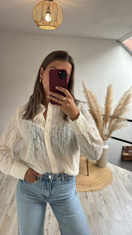Fluffy blouse crème