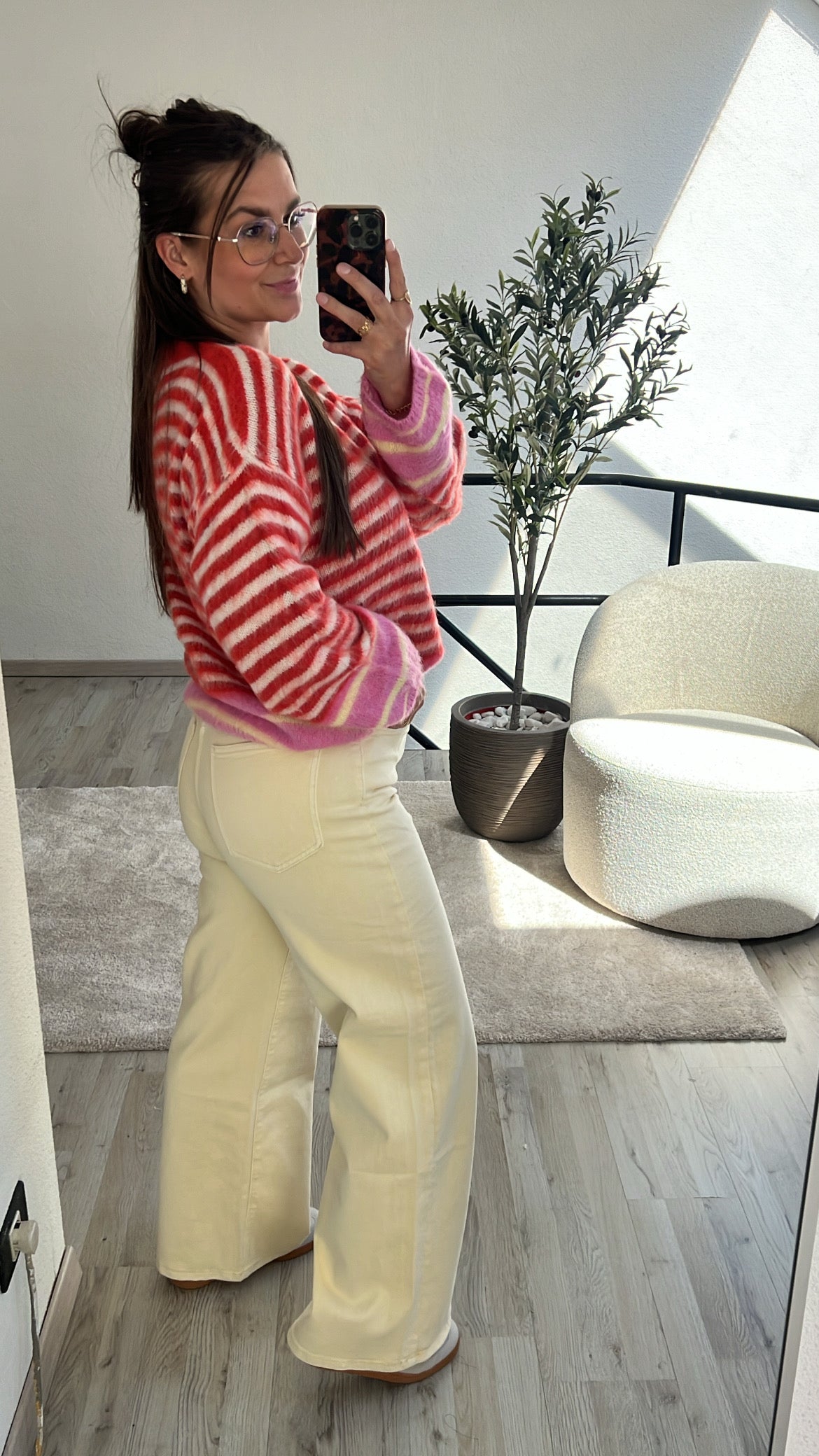 STRIPED KNIT