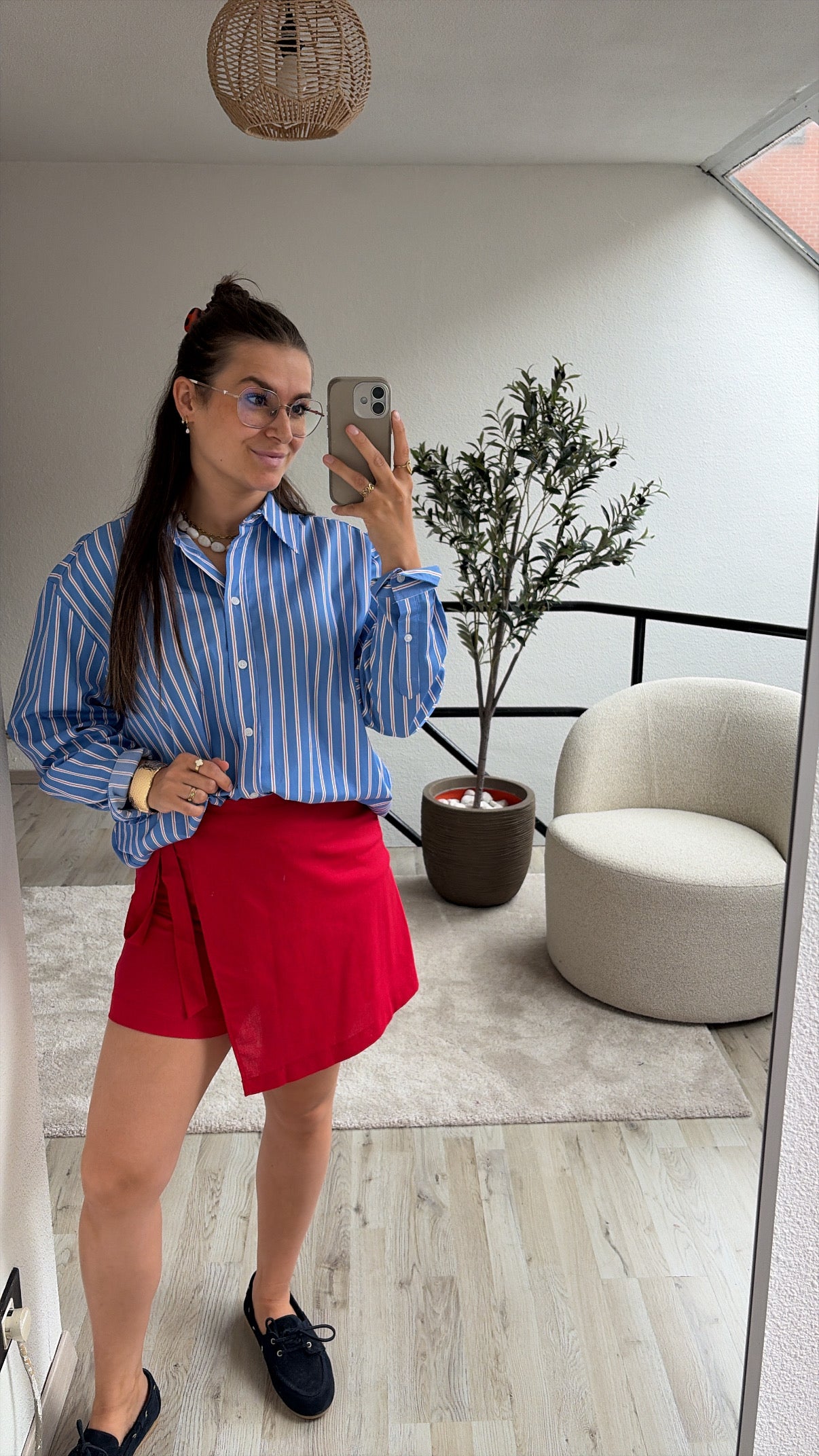 RODE SKORT