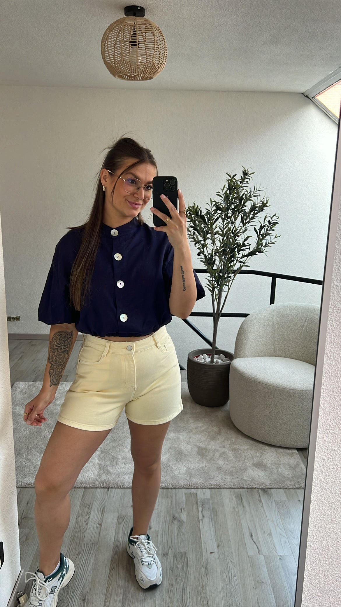 DONKERBLAUWE BLOUSE