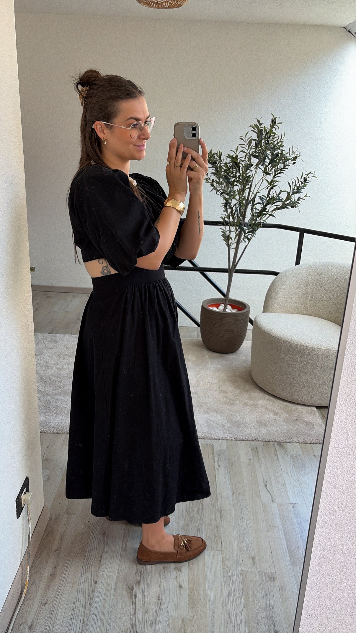 JURK CUT OUTS - ZWART