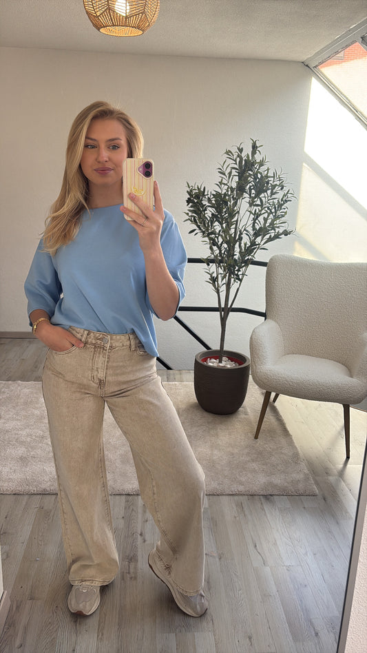 BASIC TEE LICHTBLAUW