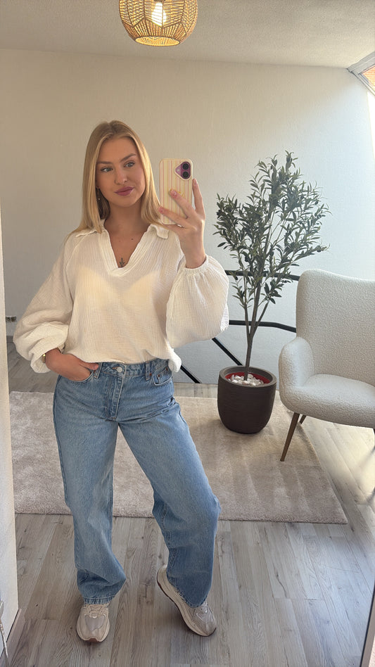 STRAIGHT FIT JEANS