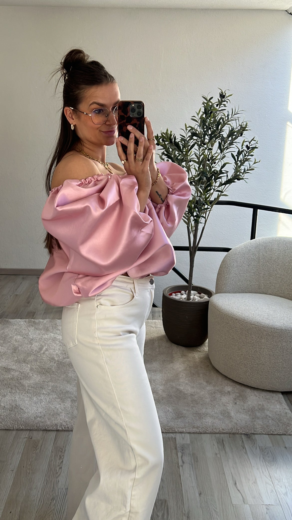 OFF SHOULDER BLOUSE