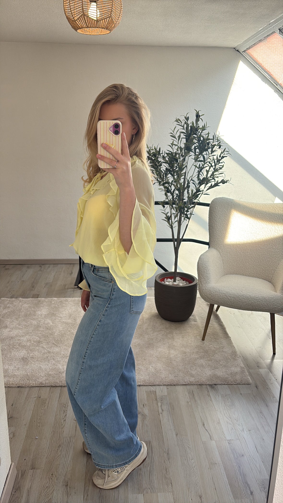 GELE BLOUSE RUFFLE