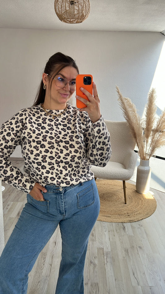 Leopard knit