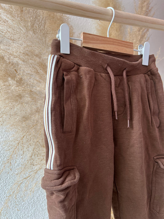Bruine joggingbroek