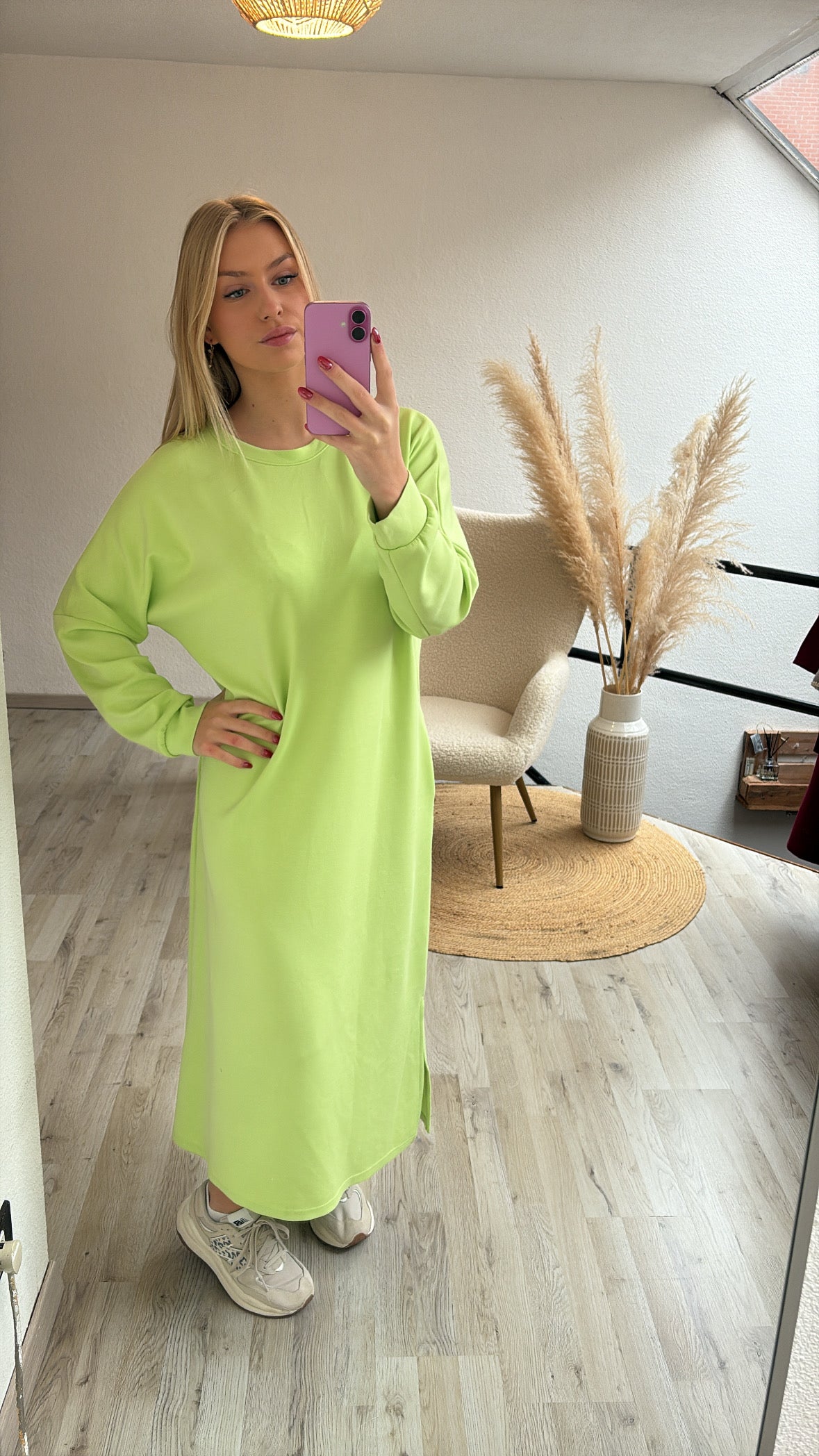 Limegroene sweaterjurk