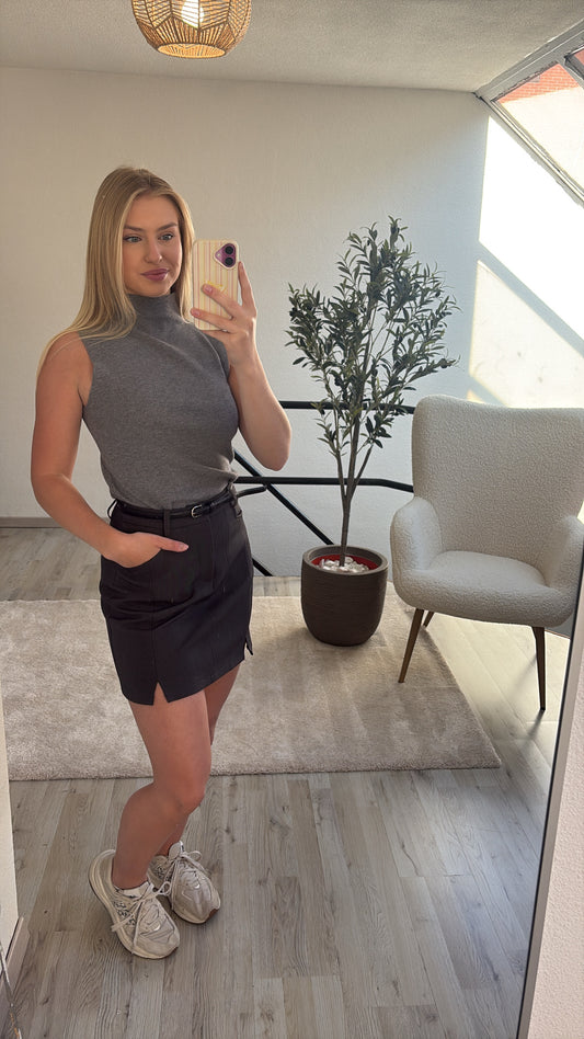 GRIJS ROKJE