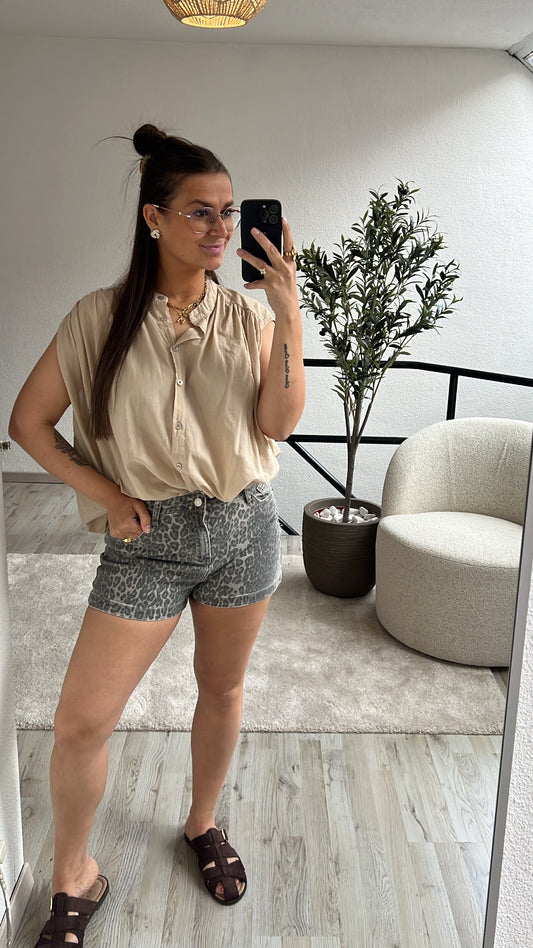 BEIGE BLOUSE