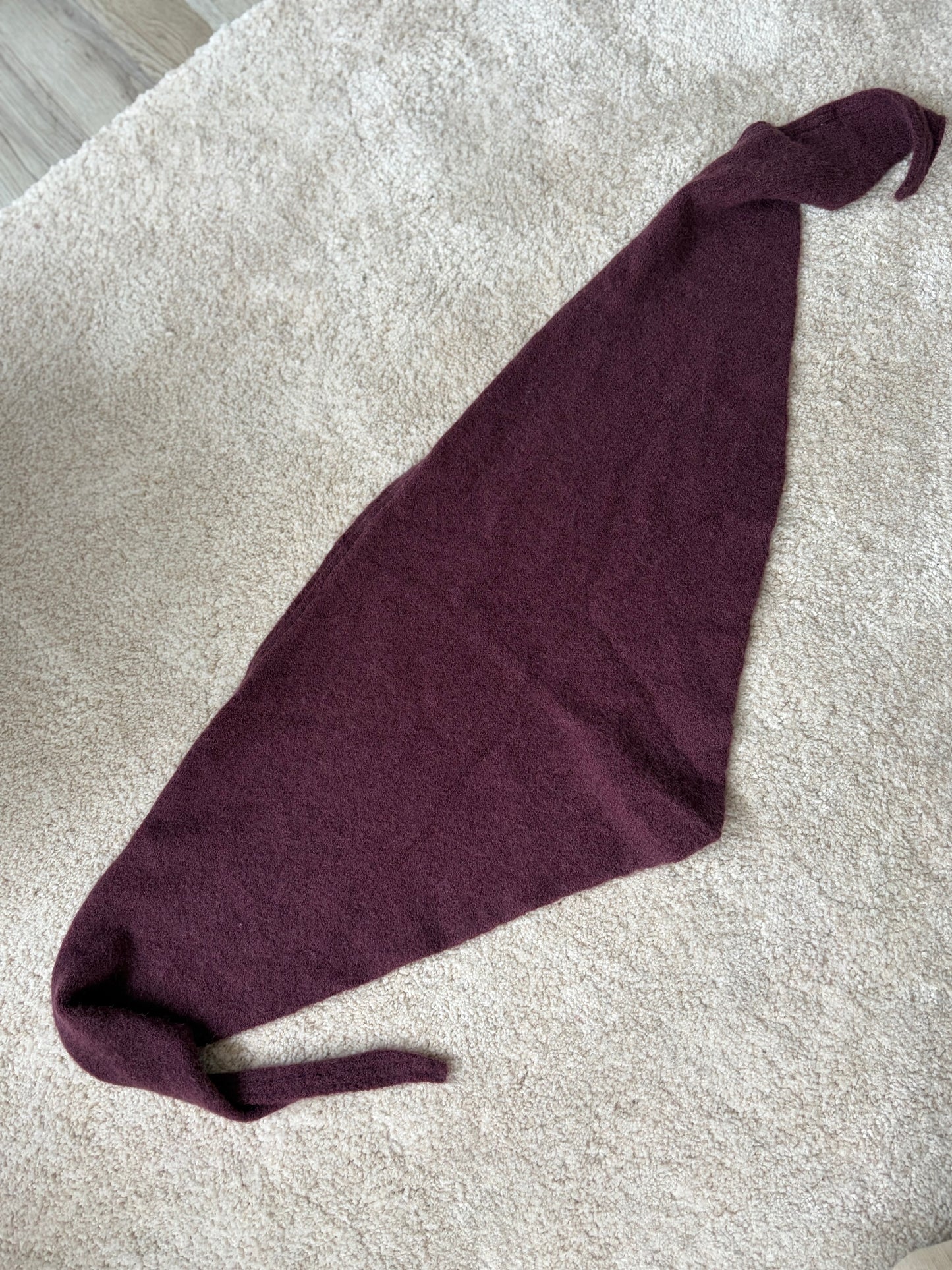 BURGUNDY SJAALTJE