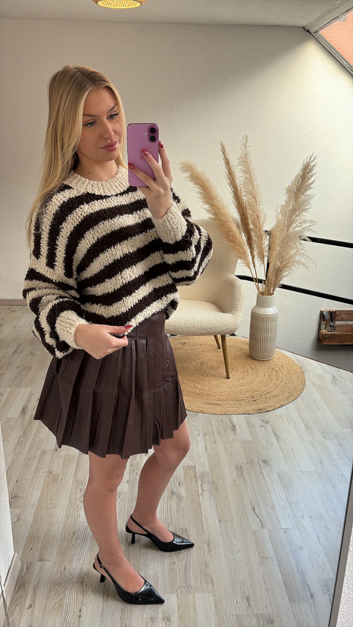 Gestreepte trui bruin