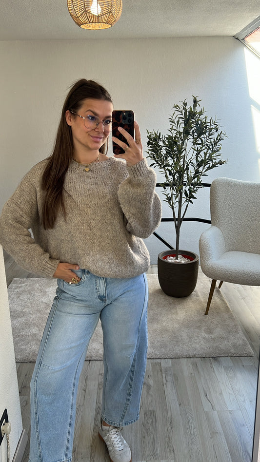 BEIGE KNIT