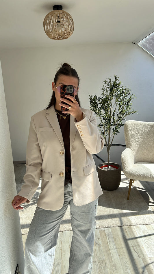 BEIGE BLAZER