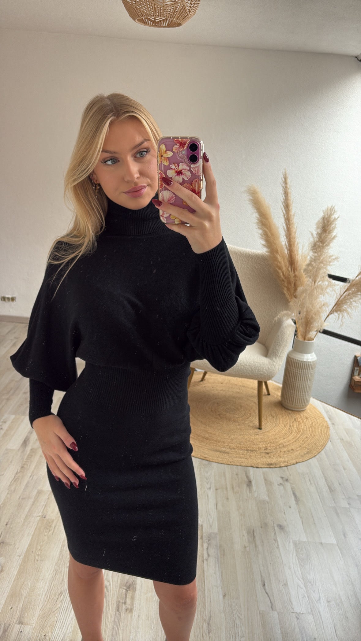 Zwarte sweaterjurk