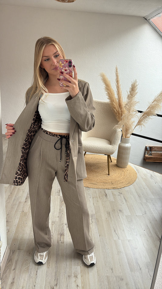 Kostuum taupe