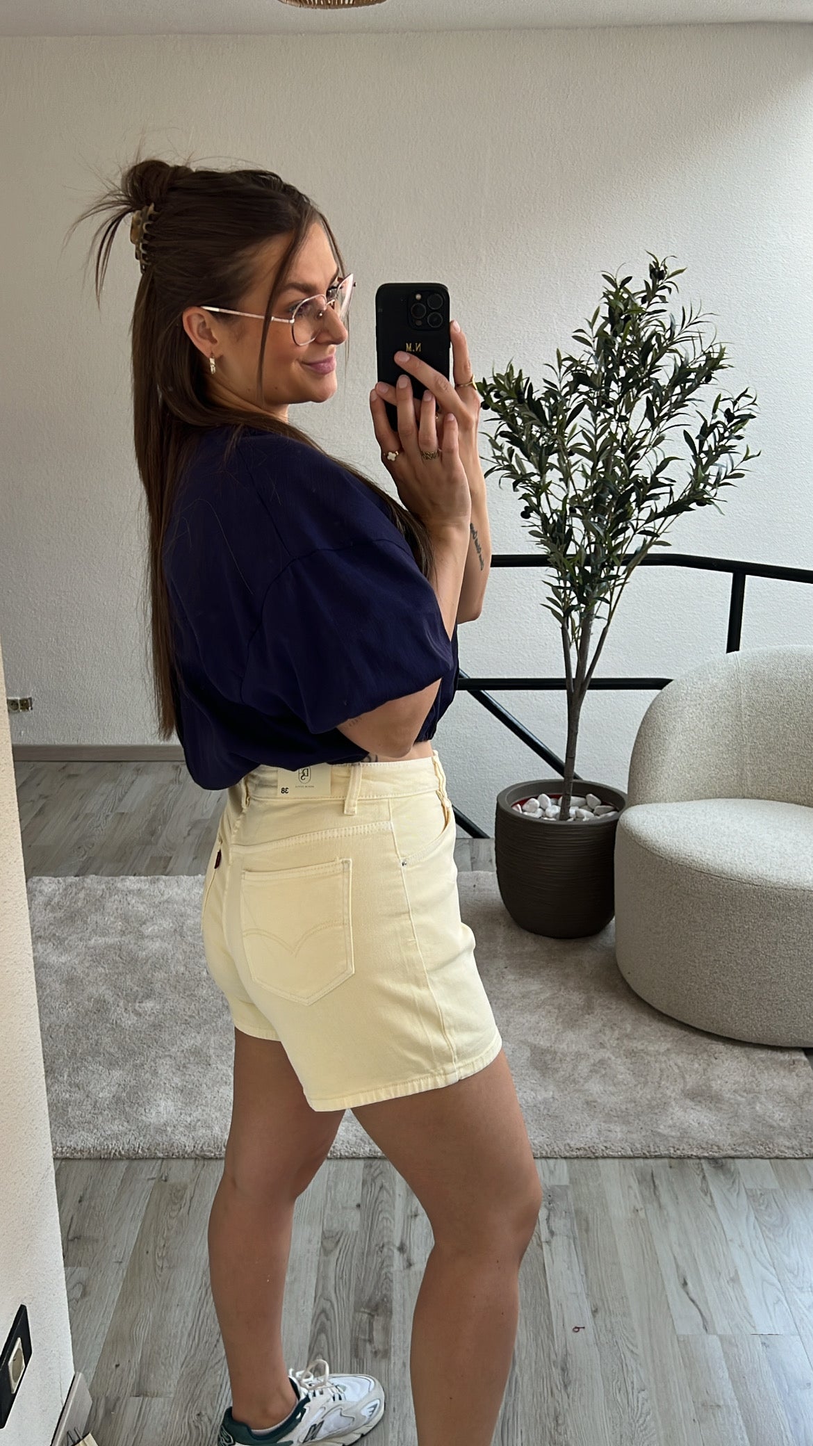 DONKERBLAUWE BLOUSE