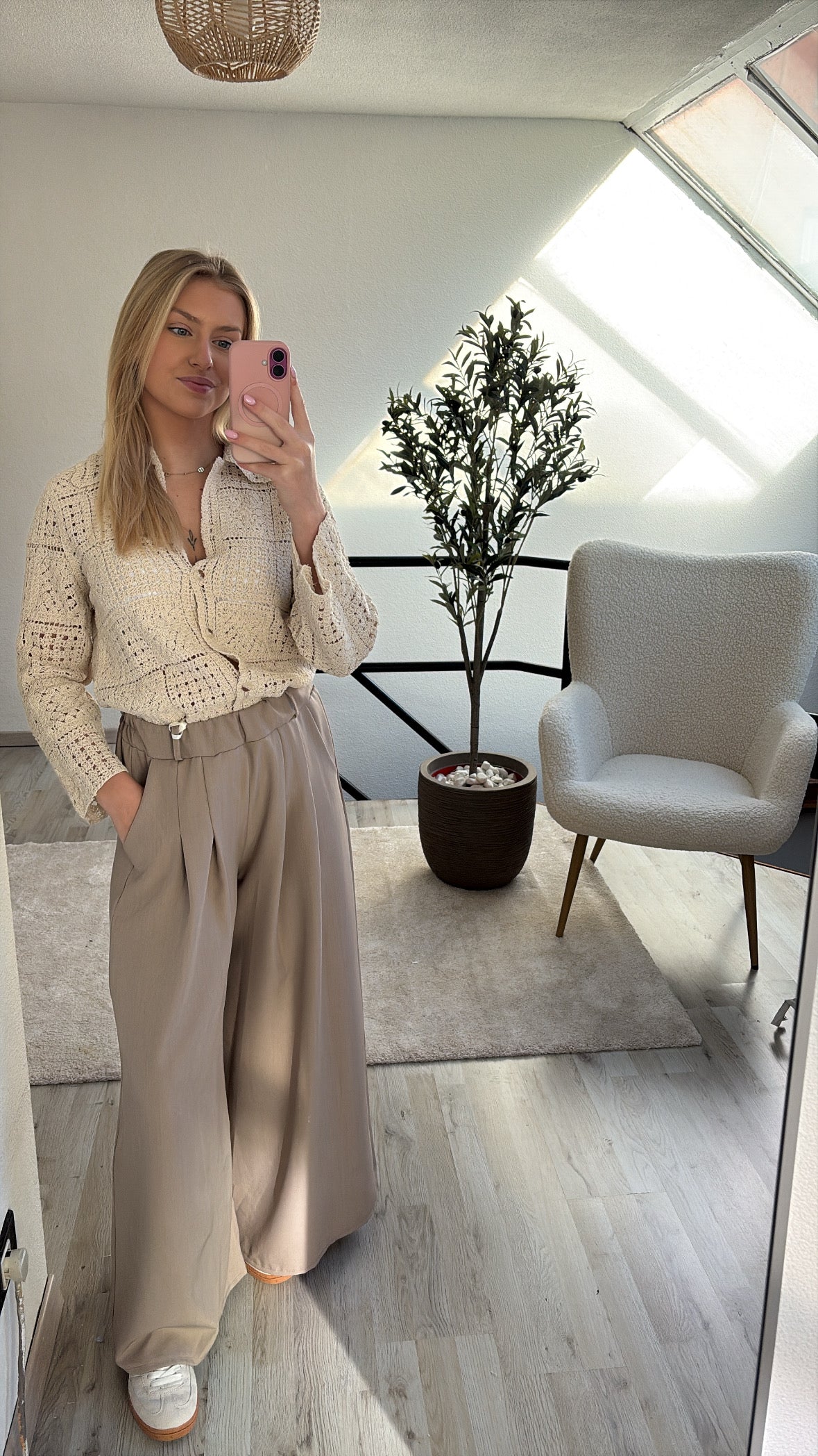 CROCHET BLOUSE BEIGE