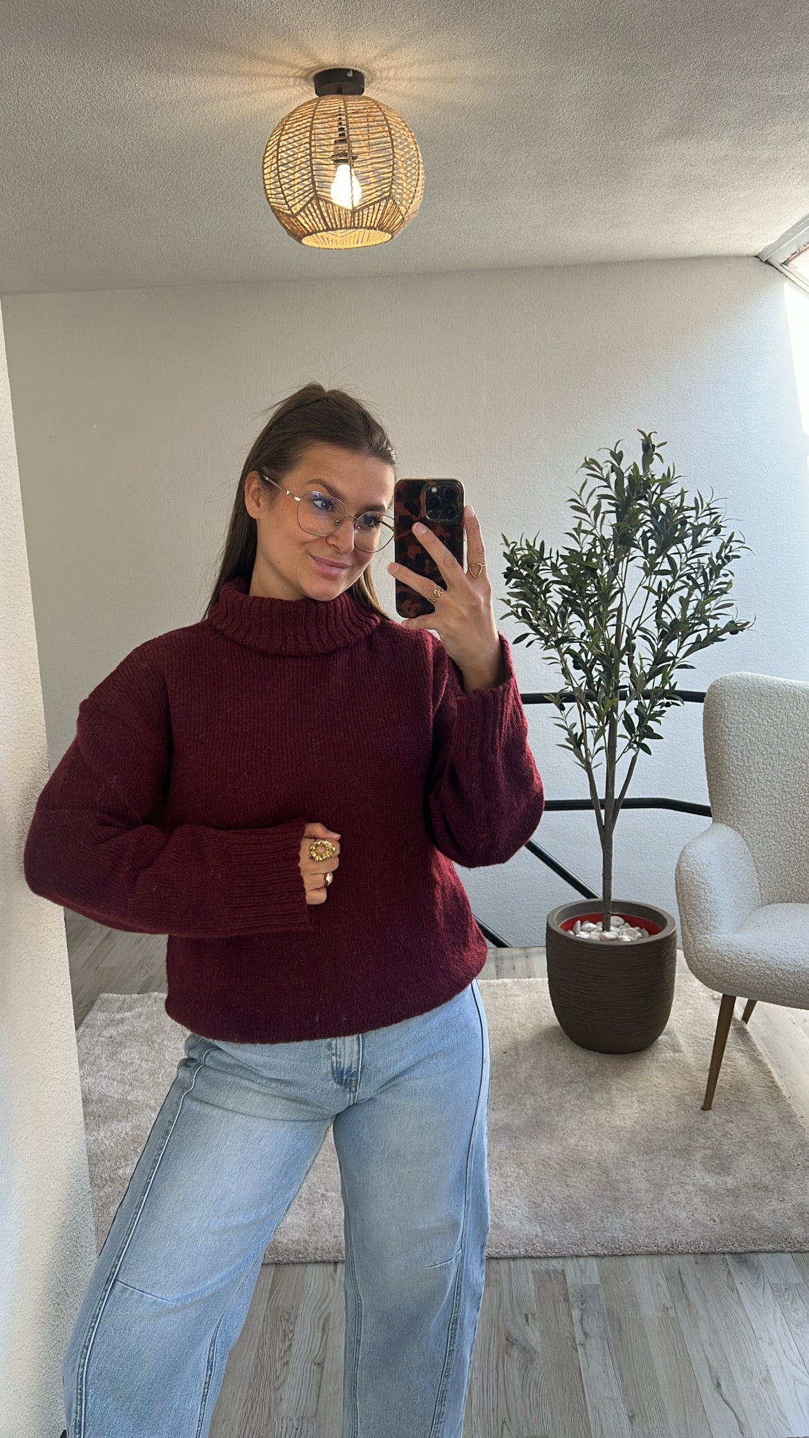 BURGUNDY KNIT