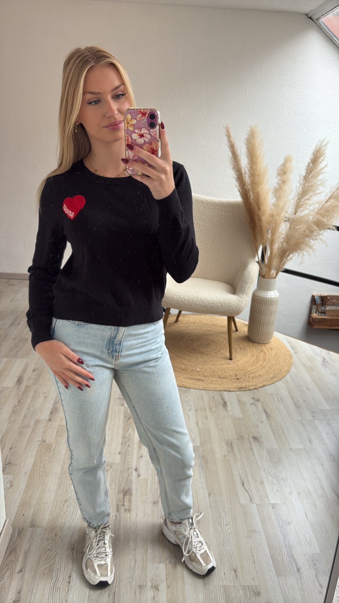 Zwarte trui Amour