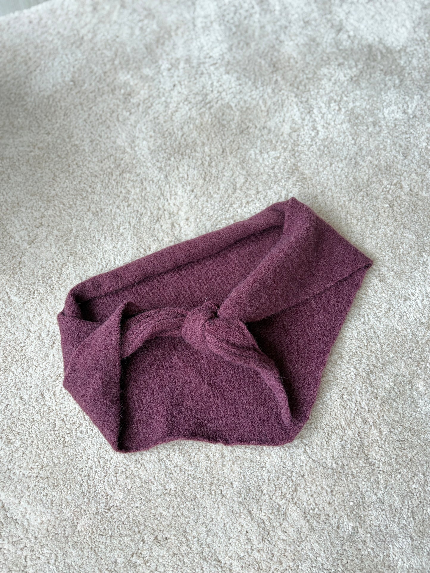 BURGUNDY SJAALTJE