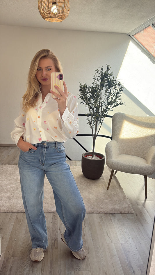 GEBLOEMDE BLOUSE