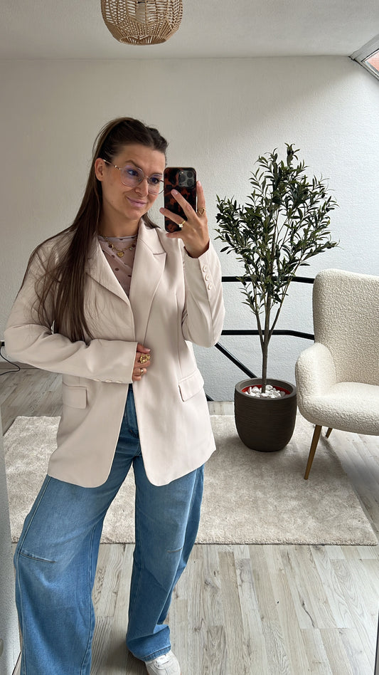 BEIGE BLAZER