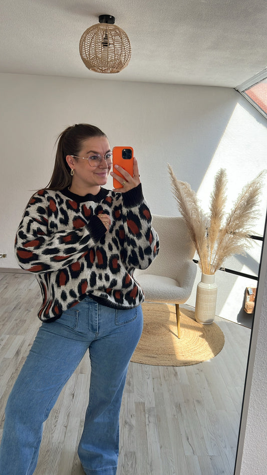 Leopard knit