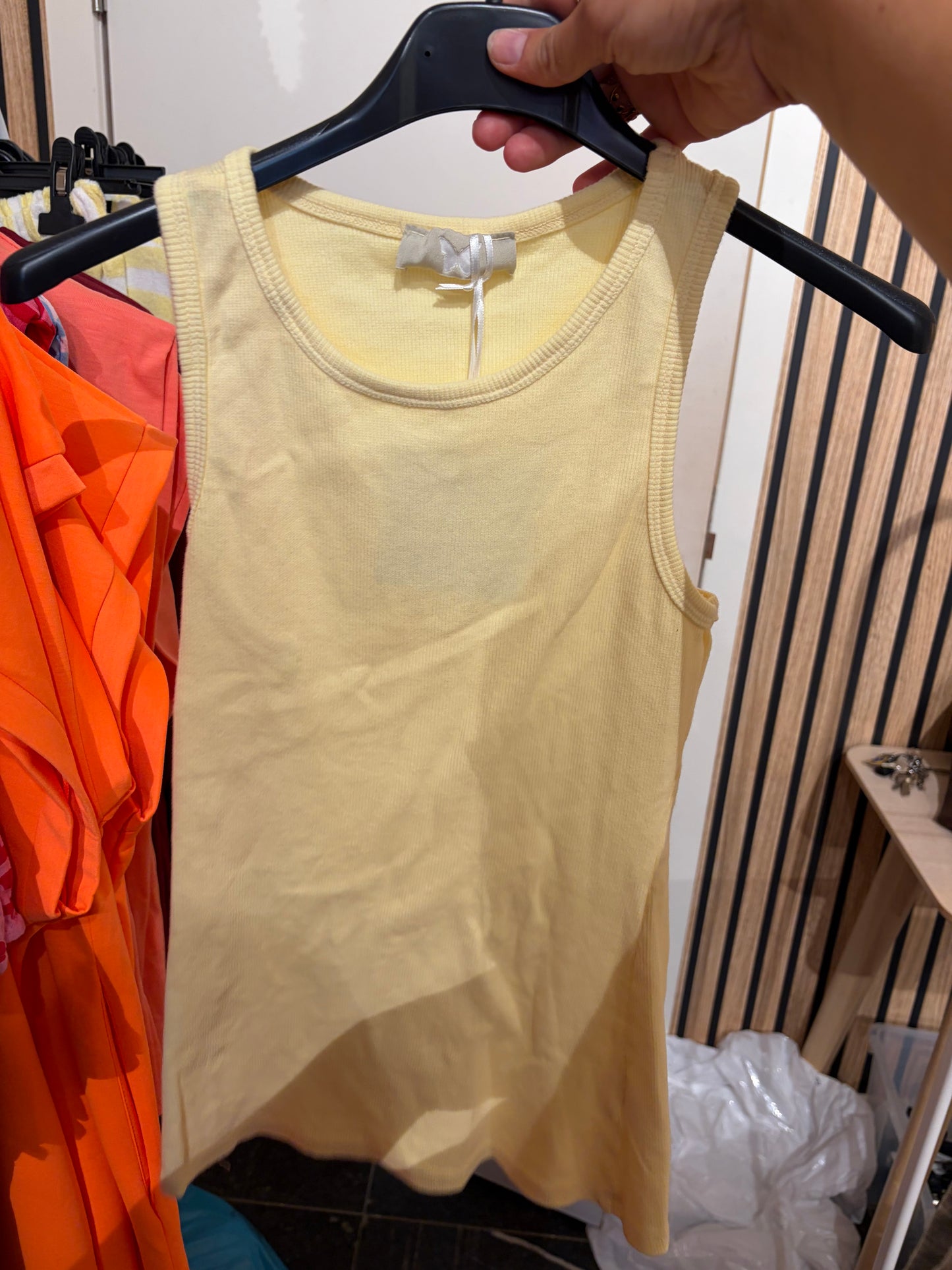 TANKTOP GEEL