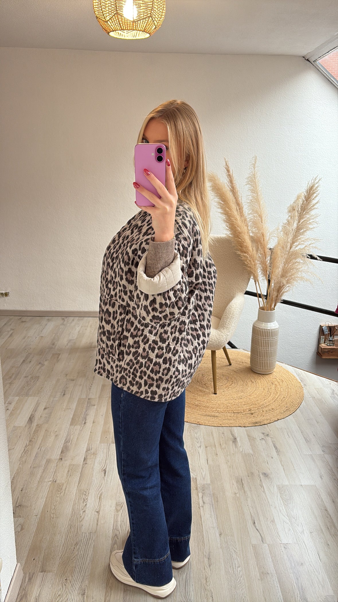 Leopard vest beige