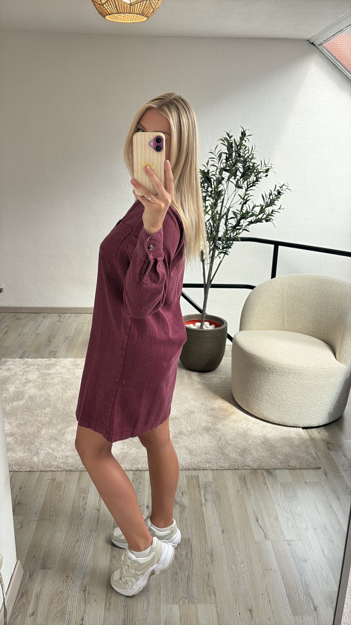 BURGUNDY JEANSJURK