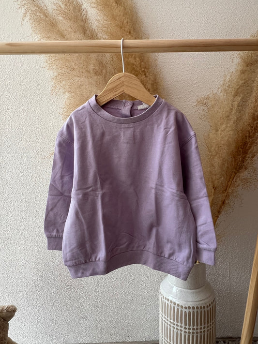 Lila sweater