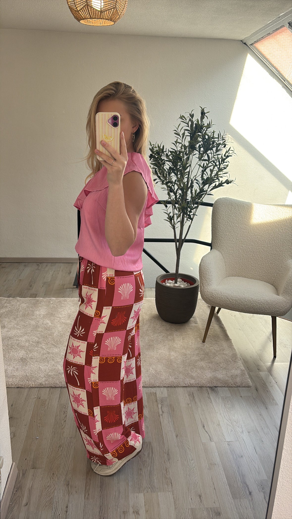 ONE SHOULDER TOP