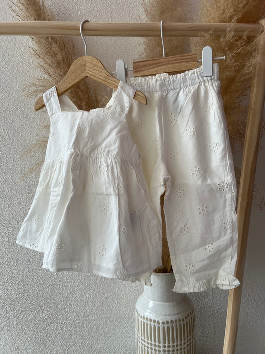 Broderie setje