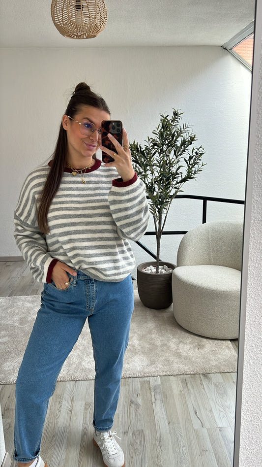 STRIPED KNIT