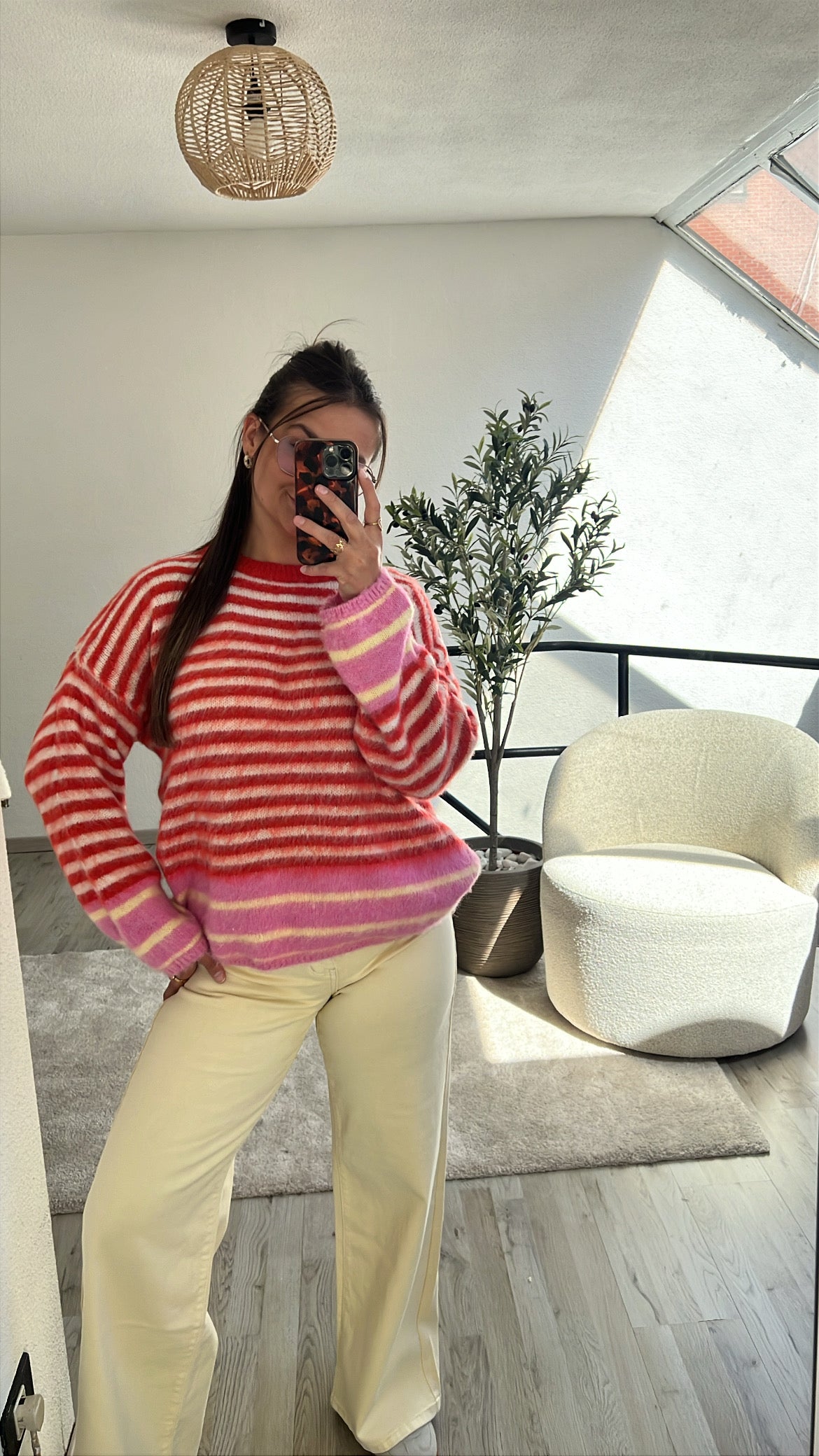 STRIPED KNIT
