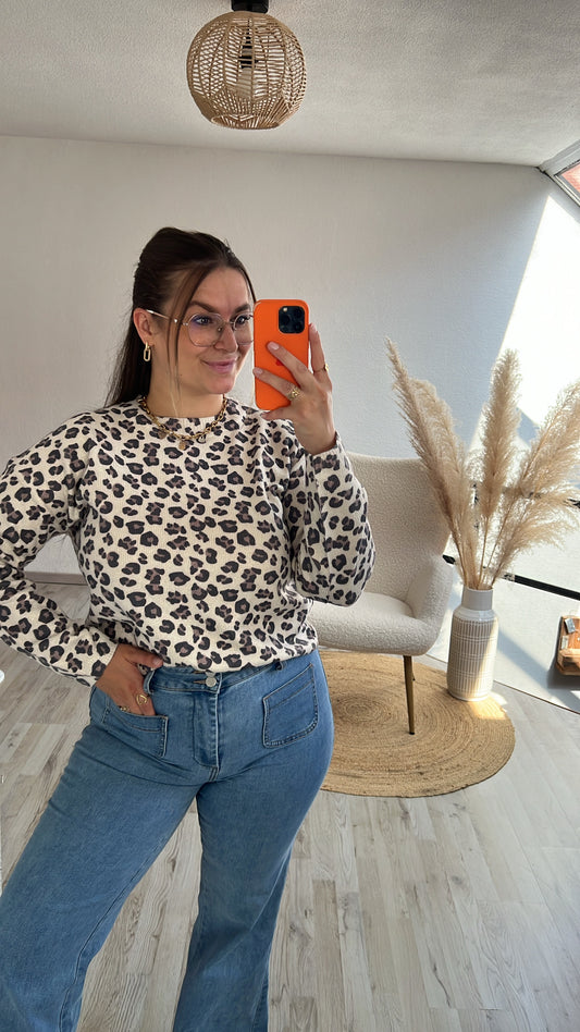 Leopard knit